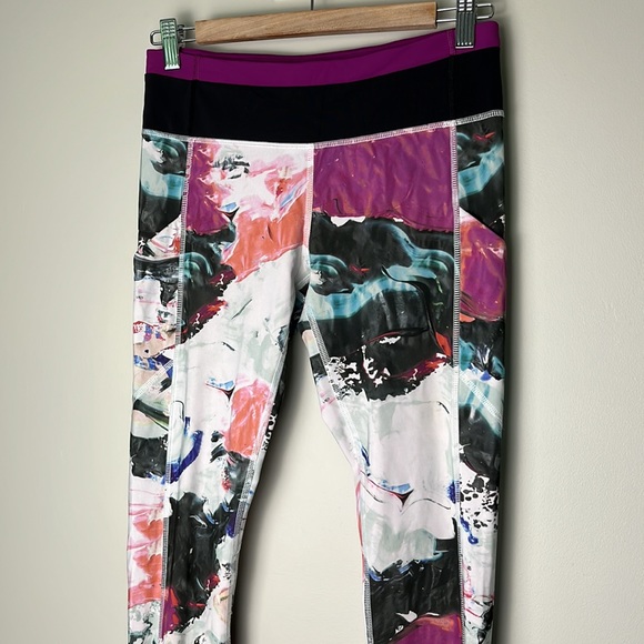 Lululemon Speed Tight Leggings - Picture 3 of 16